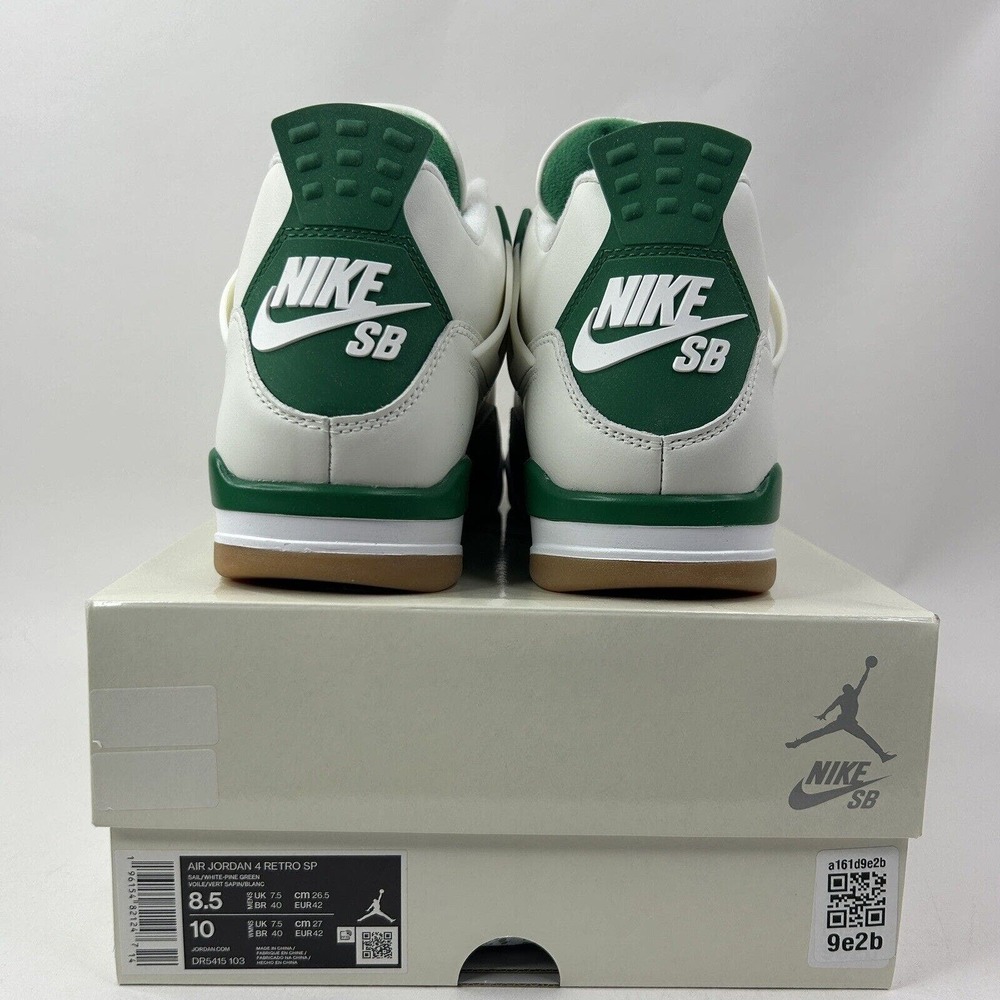 Nike Shoes Air Jordan 4 Retro SP x Nike SB “Pine Green” 2024 - Picture 4 of 5